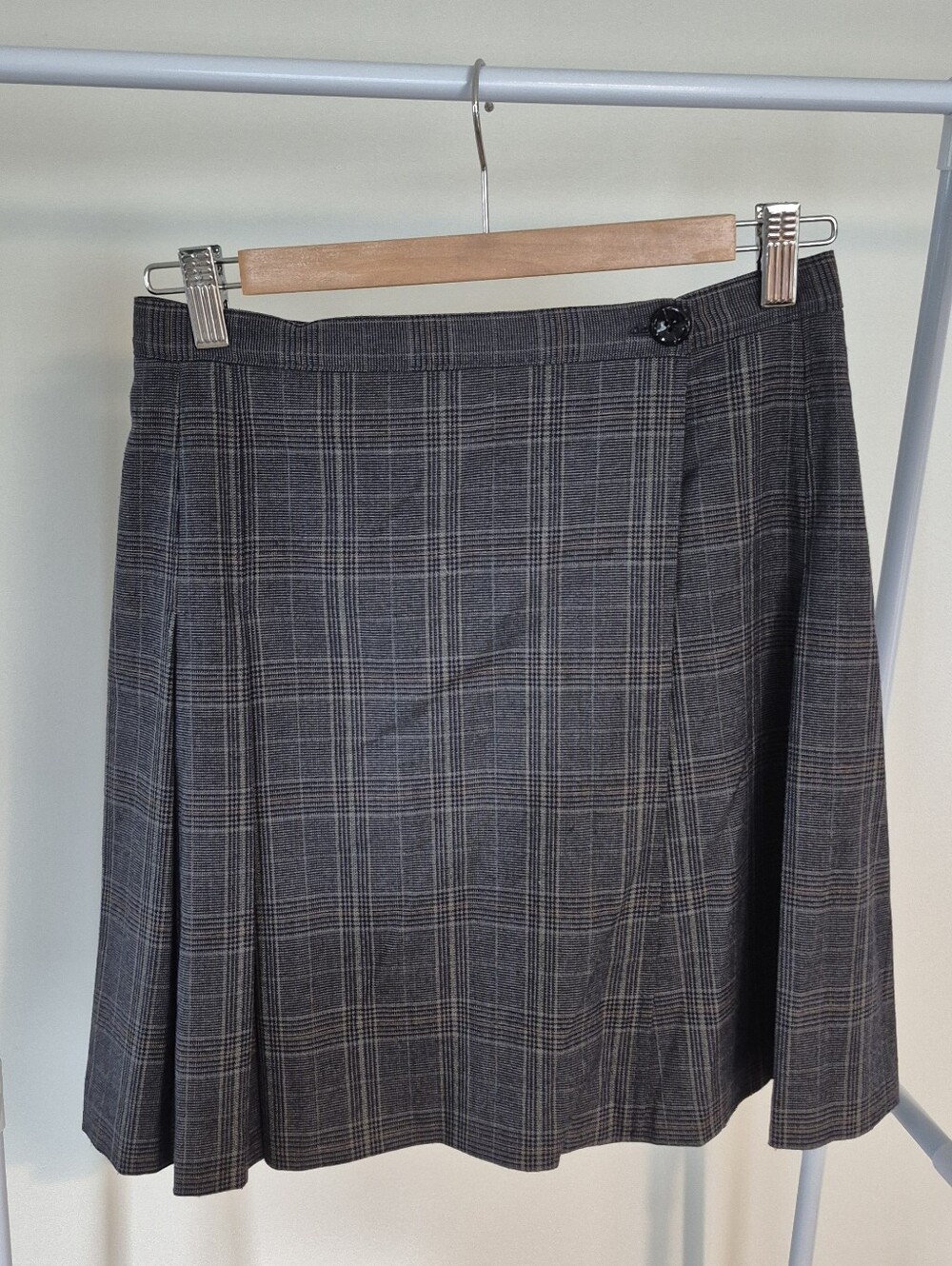 Tristan Gray Plaid Pleated Skirt